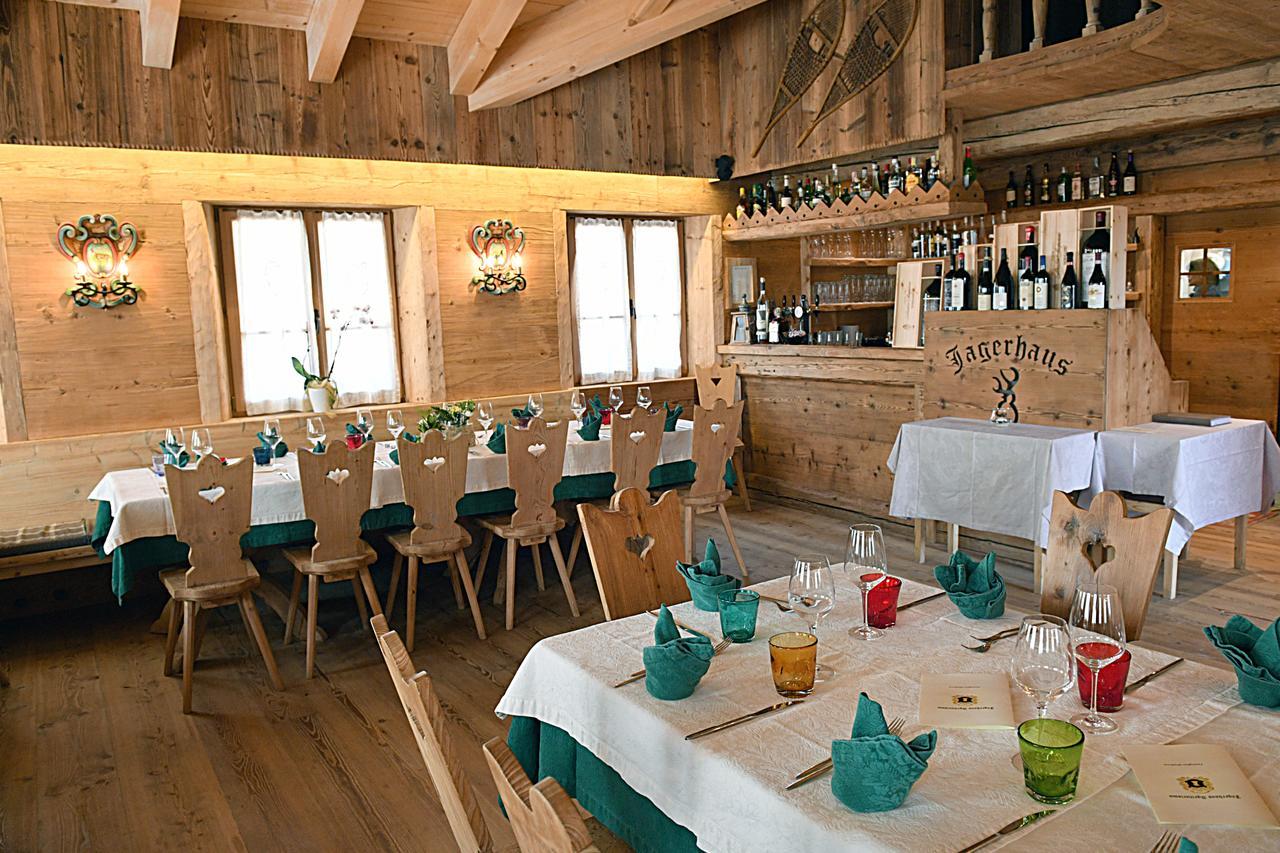Jaegerhaus Agriturismo Cortina d'Ampezzo Bagian luar foto