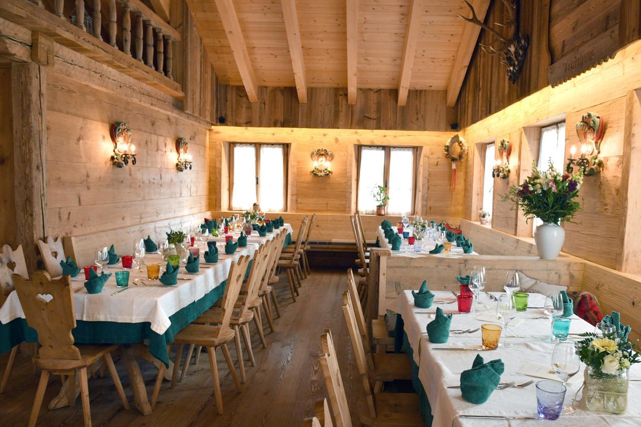 Jaegerhaus Agriturismo Cortina d'Ampezzo Bagian luar foto
